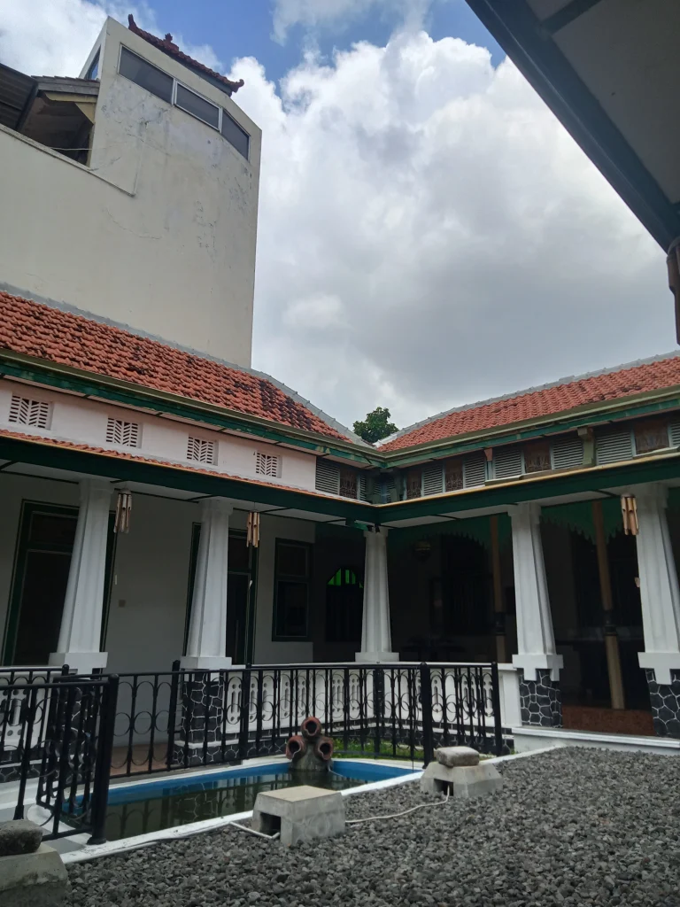 halaman tengah museum kotagede jogja