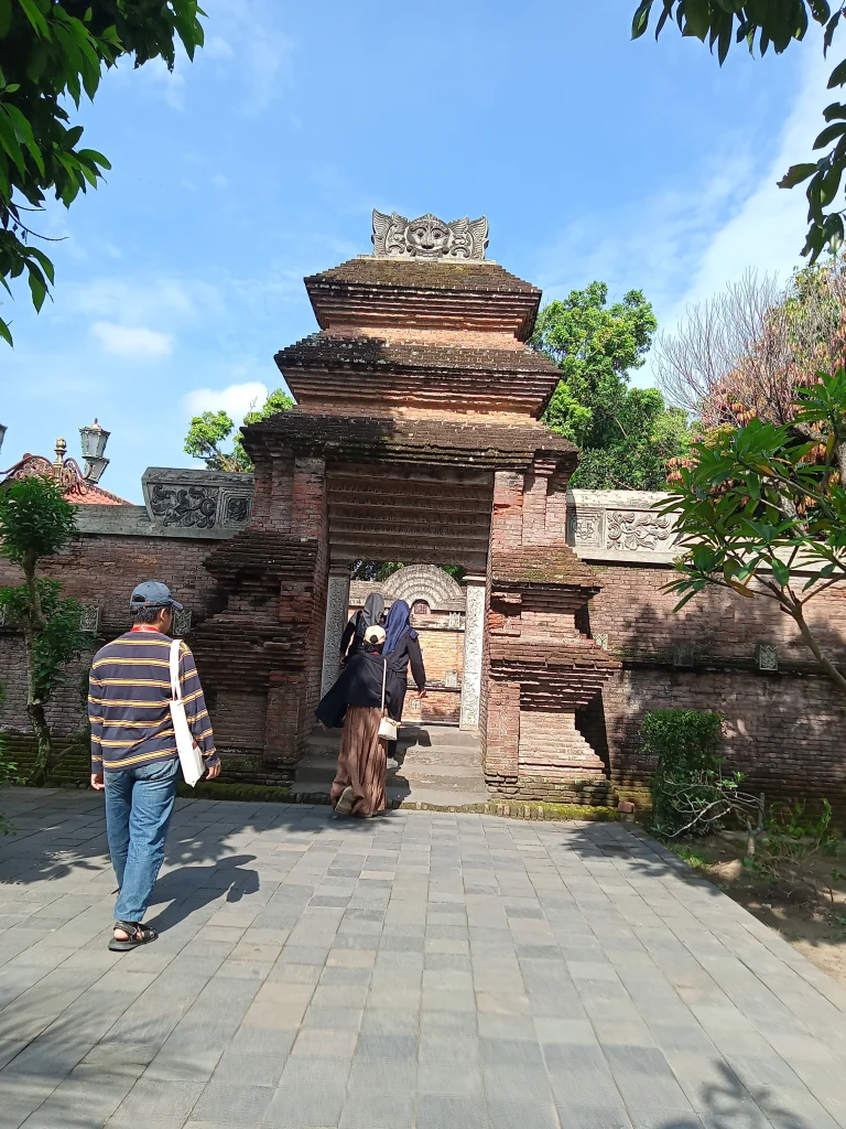 kawasan masjid gedhe mataram